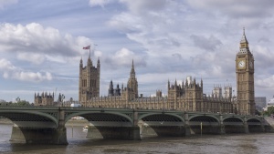 Londýn - Houses of Parliament - Big Ben